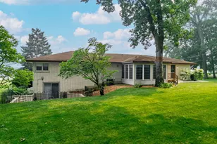 304 E Irving Park Rd, Roselle, IL 60172 - Photo 46