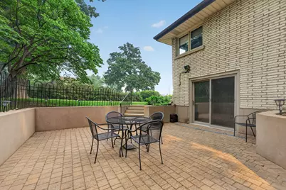 304 E Irving Park Road, Roselle, IL 60172 - Photo 44