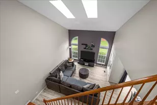 877 Wembley Ct, Elgin, IL 60120 - Photo 16