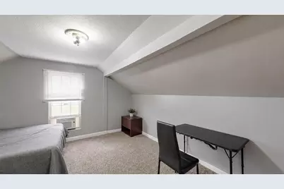 221 N Hickory Street, Joliet, IL 60435 - Photo 24