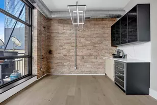 23 N Green St, Chicago, IL 60607 - Photo 6