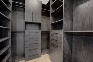 23 N Green St, Chicago, IL 60607 - Photo 14