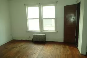 923 N Kedvale Ave, Chicago, IL 60651 - Photo 8