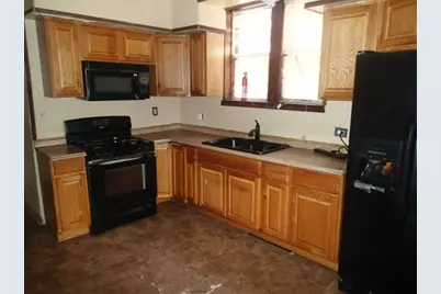 923 N Kedvale Avenue, Chicago, IL 60651 - Photo 4