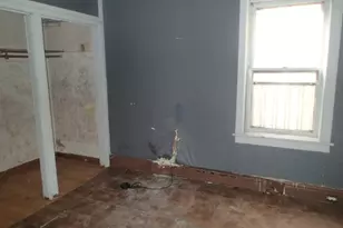 923 N Kedvale Ave, Chicago, IL 60651 - Photo 6