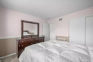 712 Brighton Cir, Port Barrington, IL 60010 - Photo 18