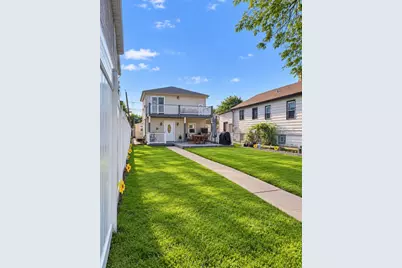 3344 N Ozanam Avenue, Chicago, IL 60634 - Photo 2