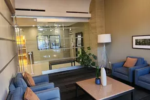 555 W Cornelia Ave, Chicago, IL 60657 - Photo 6