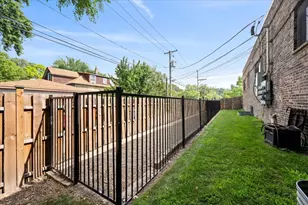 1101 Dodge Ave, Evanston, IL 60202 - Photo 22