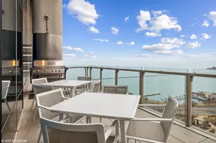 340 E Randolph St, Chicago, IL 60601 - Photo 28