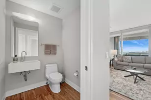 340 E Randolph St, Chicago, IL 60601 - Photo 10