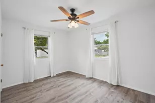 912 Frank Dr, Champaign, IL 61821 - Photo 24