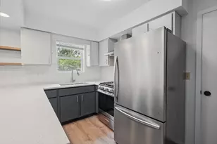 912 Frank Dr, Champaign, IL 61821 - Photo 16