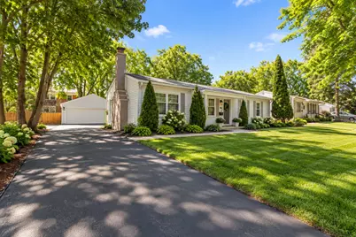 44 Briar Lane, Geneva, IL 60134 - Photo 2
