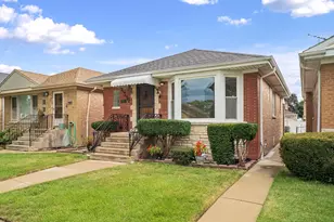 7433 N Oriole Ave, Chicago, IL 60631 - Photo 1
