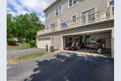 5566 Cloverdale Road, Hanover Park, IL 60133 - Photo 22