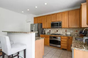 5566 Cloverdale Rd, Hanover Park, IL 60133 - Photo 10