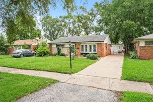 17333 Lorenz Ave, Lansing, IL 60438 - Photo 2