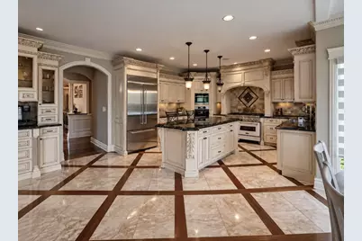 11910 Bates Court, Orland Park, IL 60467 - Photo 18