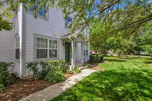 1284 Horseshoe Ct, Bartlett, IL 60103 - Photo 4