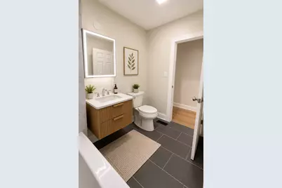 10812 S Indiana Avenue, Chicago, IL 60628 - Photo 4