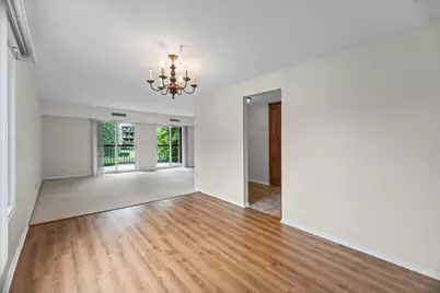 1505 E Central Road #216B, Arlington Heights, IL 60005 - Photo 8