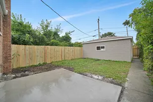 1146 E 90th St, Chicago, IL 60619 - Photo 22