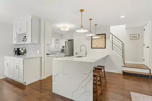 428 W Wellington Ave, Chicago, IL 60657 - Photo 6