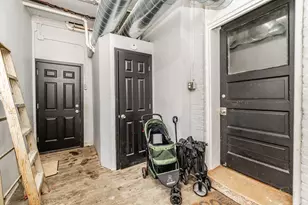 2655 S Drake Ave, Chicago, IL 60623 - Photo 14