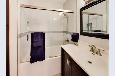 7720 W 65th Place, Bedford Park, IL 60501 - Photo 8