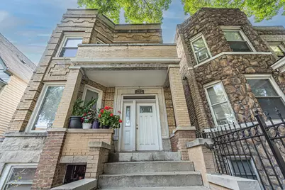 1624 N Tripp Avenue, Chicago, IL 60639 - Photo 2