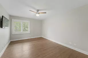 2 N Smith St, Palatine, IL 60067 - Photo 26