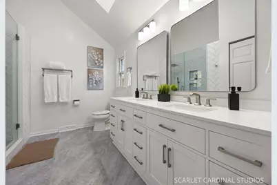2071 Chatham Drive, Wheaton, IL 60189 - Photo 24