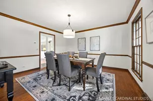 2071 Chatham Dr, Wheaton, IL 60189 - Photo 6