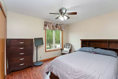 950 Dunham Drive, West Chicago, IL 60185 - Photo 12