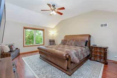 950 Dunham Drive, West Chicago, IL 60185 - Photo 10