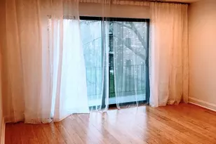 1108 Castilian Ct, Glenview, IL 60025 - Photo 2
