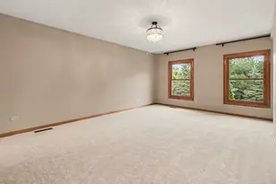 1 Golfview Ln, Frankfort, IL 60423 - Photo 18