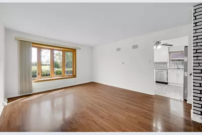 7506 W 83rd Place, Bridgeview, IL 60455 - Photo 10