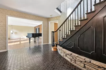937 Sutton Drive, Northbrook, IL 60062 - Photo 4