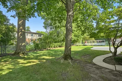 937 Sutton Drive, Northbrook, IL 60062 - Photo 26