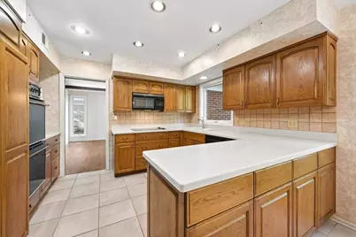 937 Sutton Drive, Northbrook, IL 60062 - Photo 10