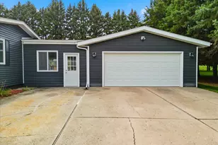 5564 S Greenland Dr, Rochelle, IL 61068 - Photo 18