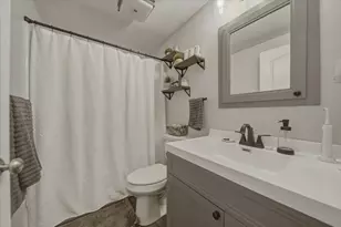 5564 S Greenland Dr, Rochelle, IL 61068 - Photo 10