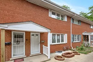 1715 W Thome Ave, Chicago, IL 60660 - Photo 2