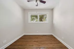 1715 W Thome Ave, Chicago, IL 60660 - Photo 12