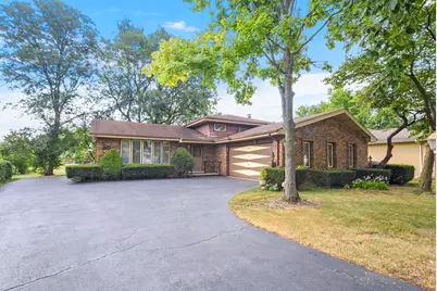8540 Candlelight Drive E, Willow Springs, IL 60480 - Photo 1