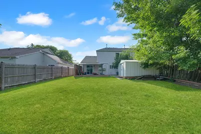 135 Pinehurst Drive, Mundelein, IL 60060 - Photo 20