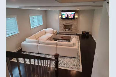 10057 S 86th Court, Palos Hills, IL 60465 - Photo 12
