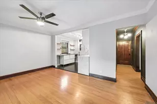 2013 W Farragut Ave, Chicago, IL 60625 - Photo 4